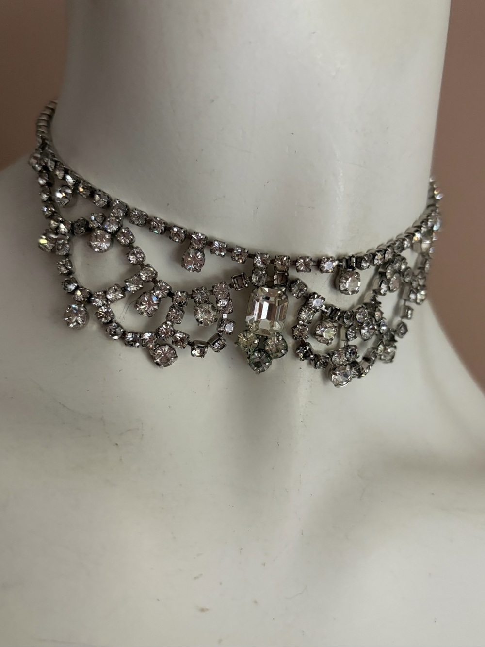 4/$100 Silver Crystal Filigree Choker Necklace - Elegant Women's Jewelry